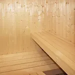 4 Person In *